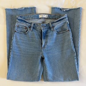 Abercrombie & Fitch Baggy Low Rise Straight Leg Jeans Size 25